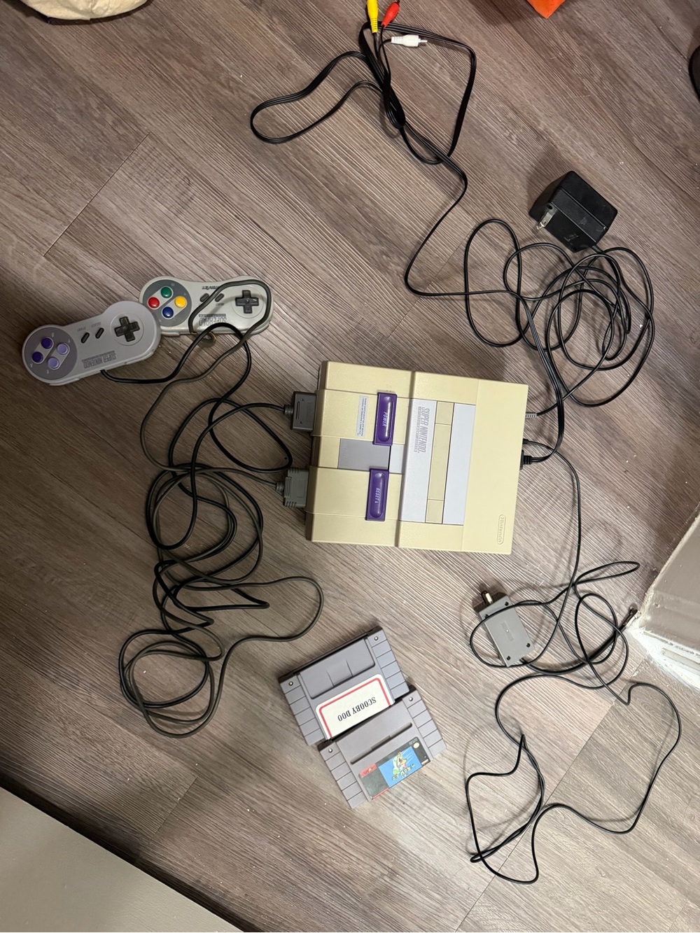 Nintendo Super Nintendo Classic Console - Cords, Remotes, Games- see pics!!